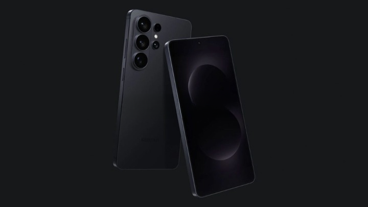 Your Galaxy S26 can now double as a plug-and-play USB webcam