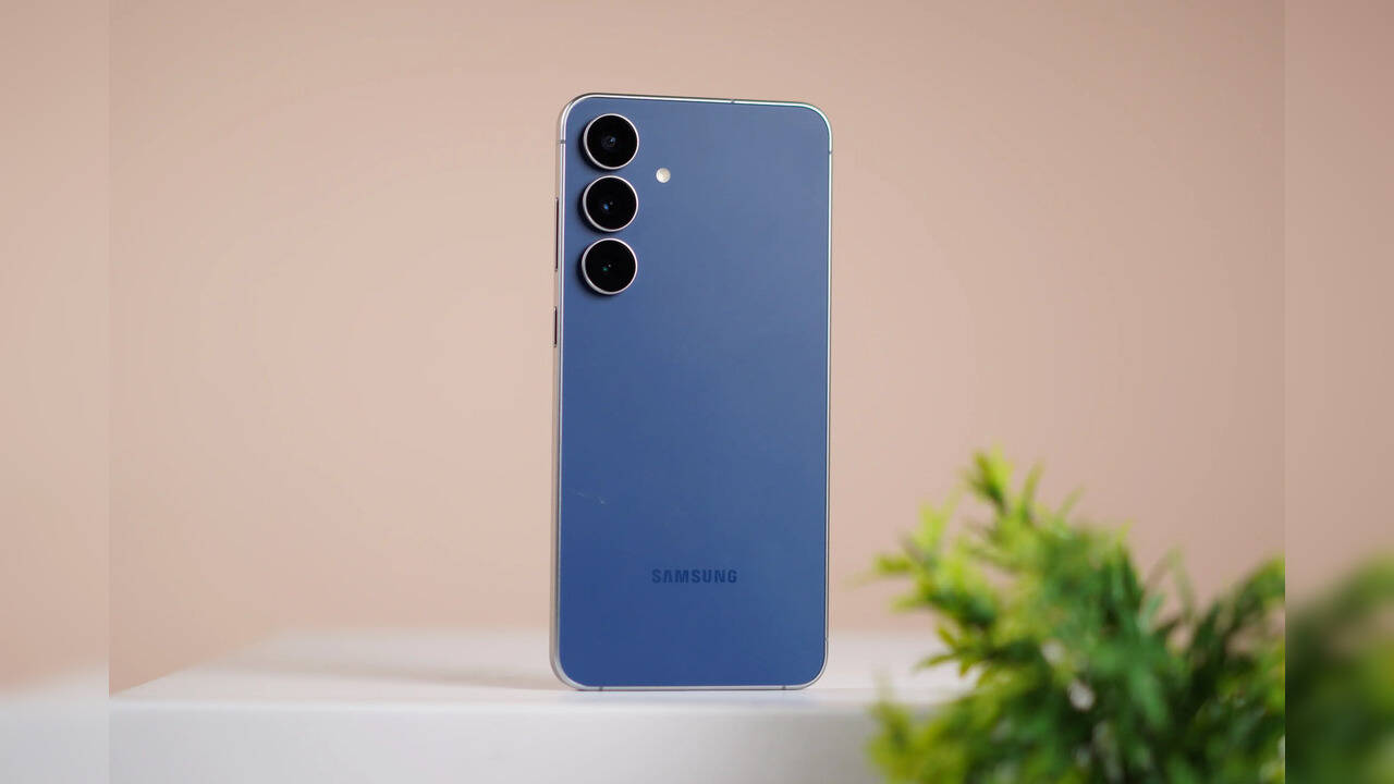 Samsung discounts sweep: S25 Plus, S25 FE and S24 Ultra land serious price cuts