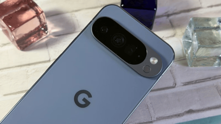 Google’s May Pixel Patch Tackles Slow Wireless Charging and Camera Freezes — Battery Drain Still Unsolved