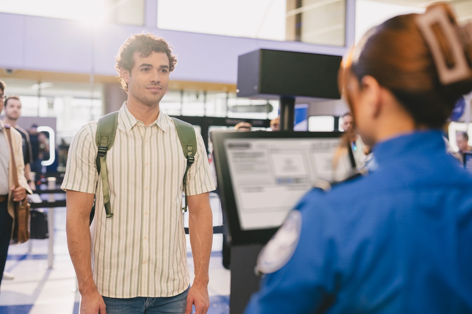 Samsung Wallet gets a TSA‑ready digital passport with CLEAR