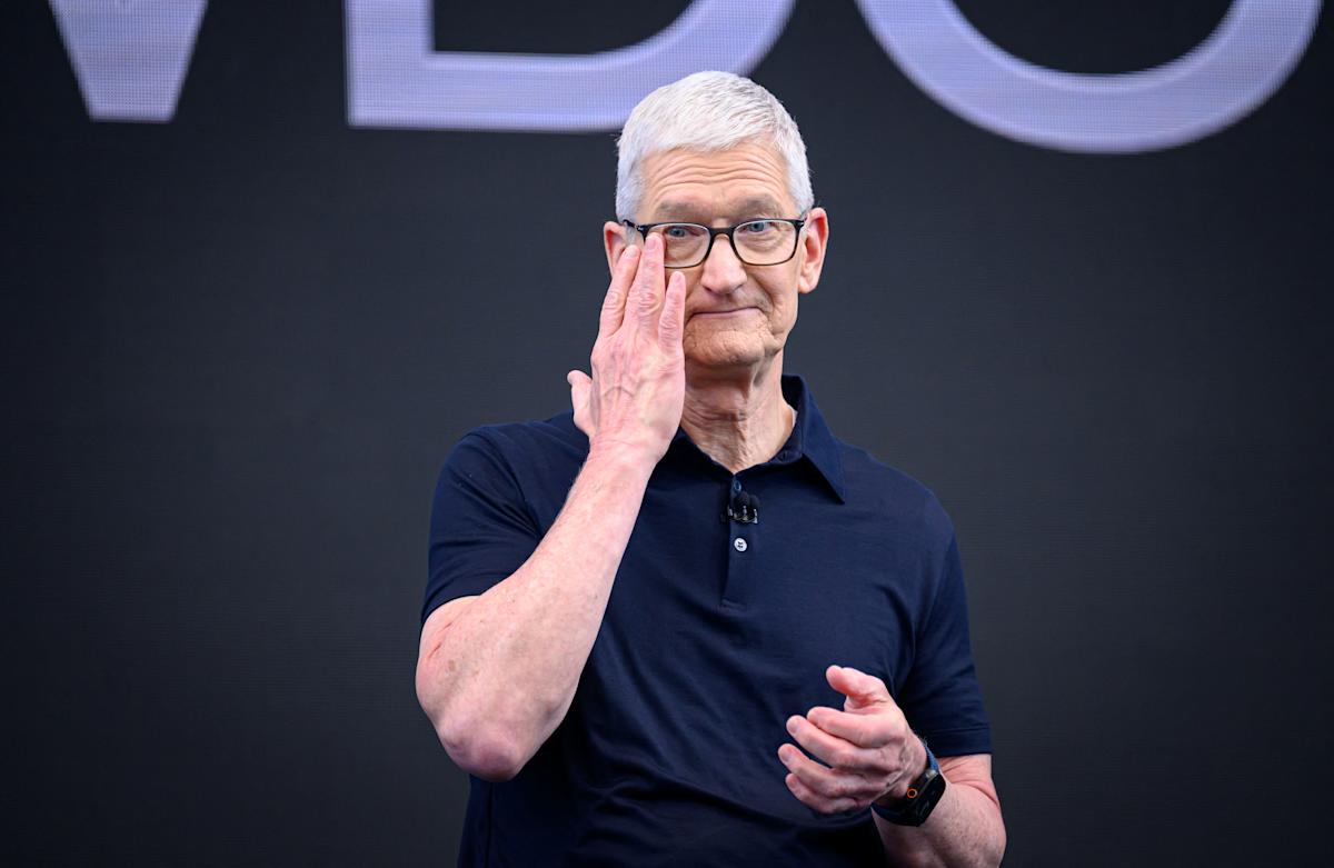 Apple’s WWDC gamble: Siri gets rebuilt, but the real pitch is deeper AI inside your iPhone