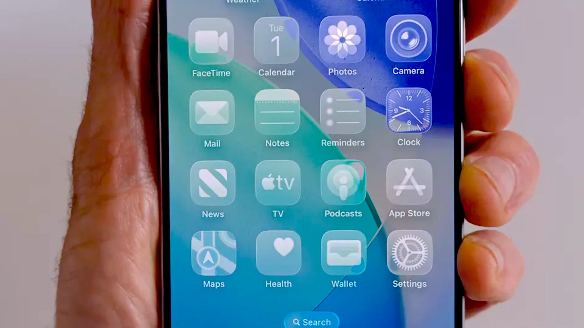 Apple quietly fixes the Liquid Glass problem it created