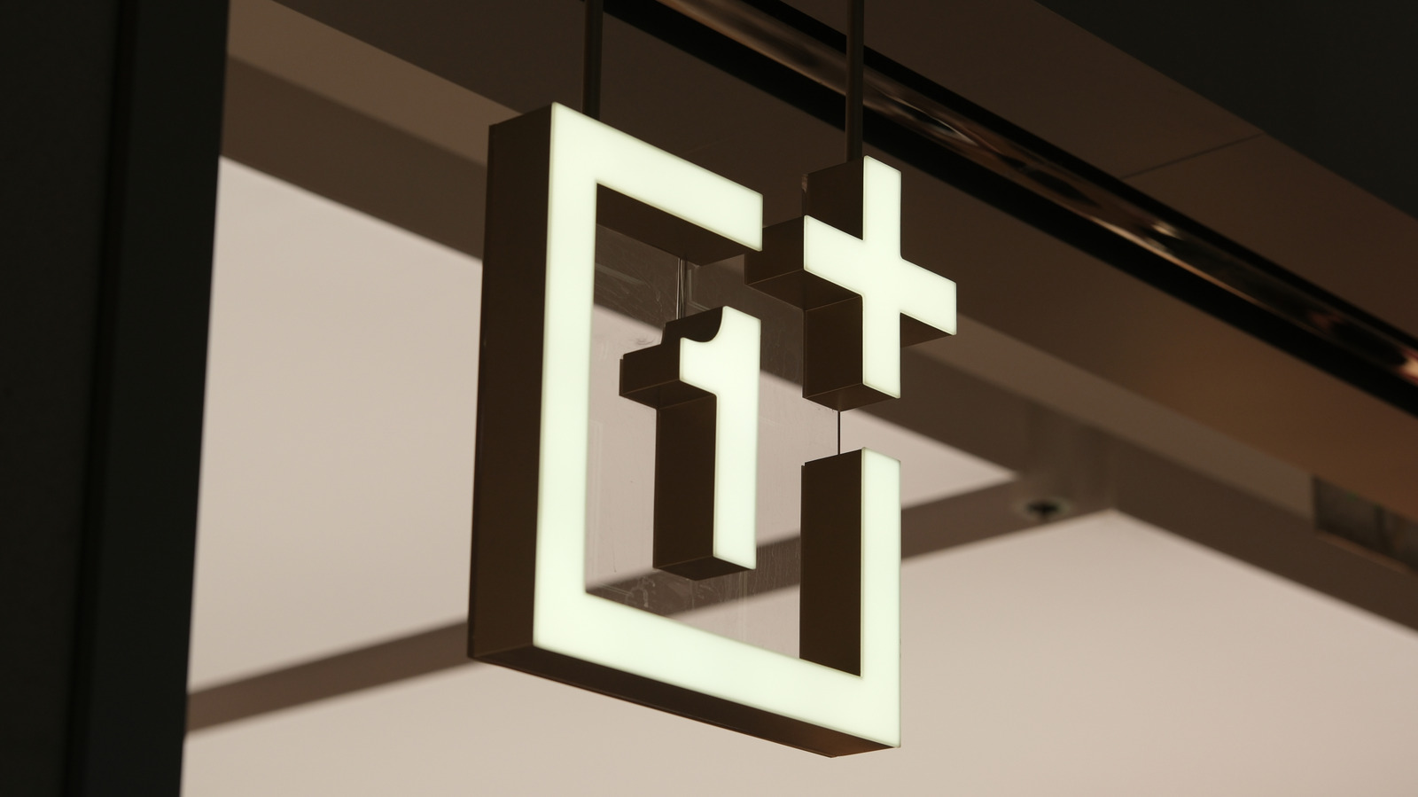 OnePlus Europe’s warranty promises are turning into vouchers customers can’t use