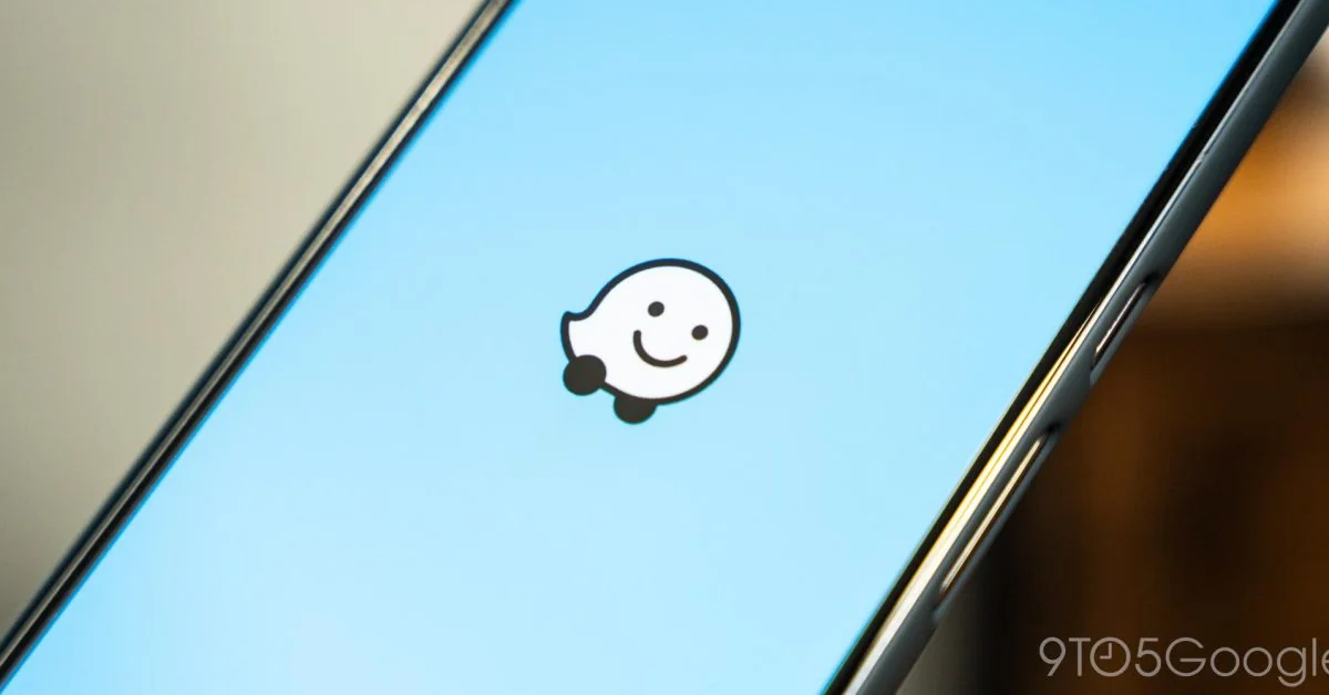Waze is quietly adding traffic‑light icons — but only for some users