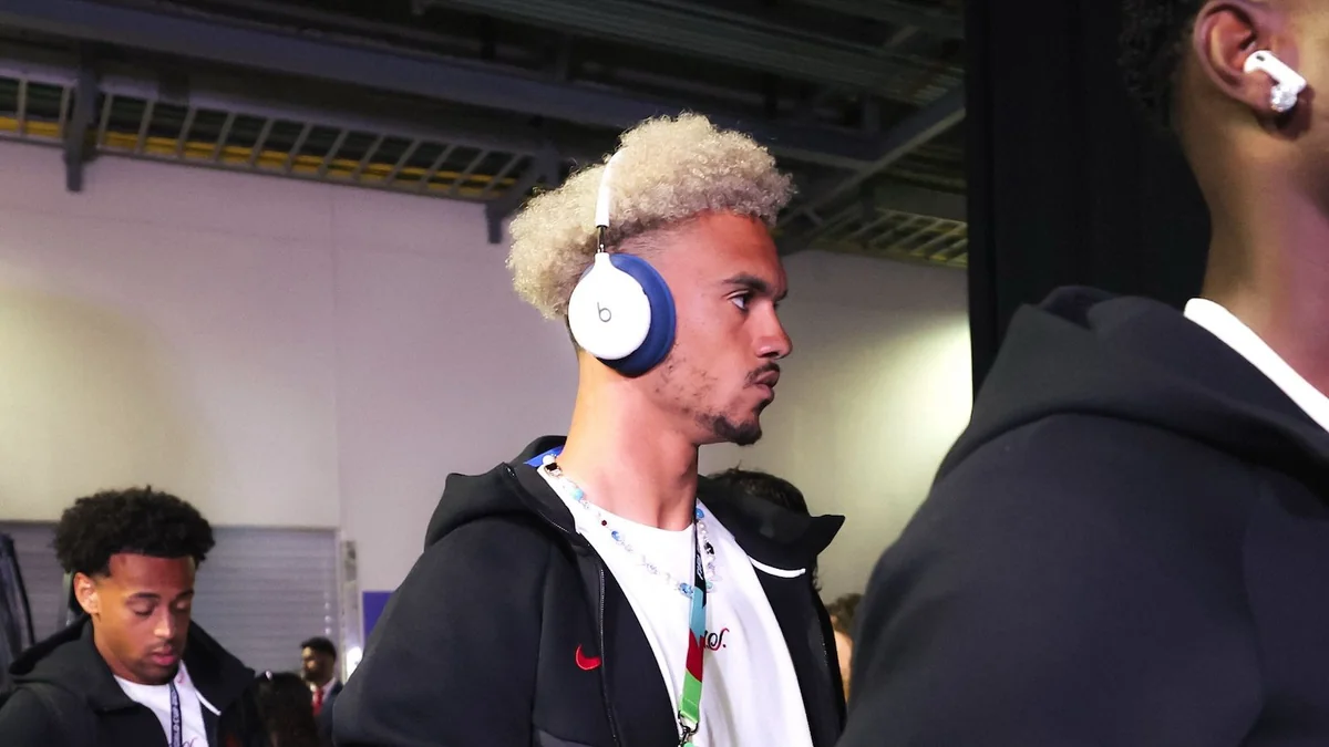 Two‑tone Beats at the World Cup tip at customizable over‑ears